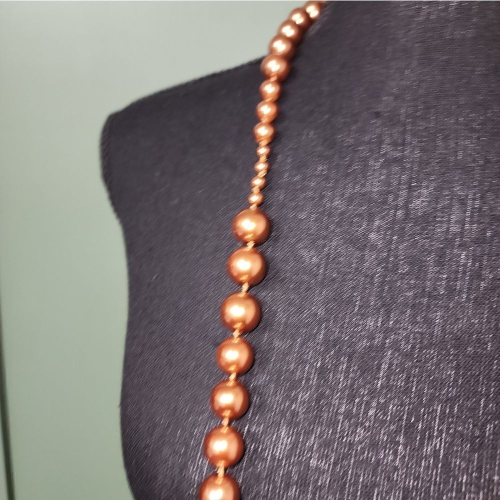 Isaac Mizrahi Live! Graduated Simulated Pearl Necklace NWOT - Picture 7 of 8